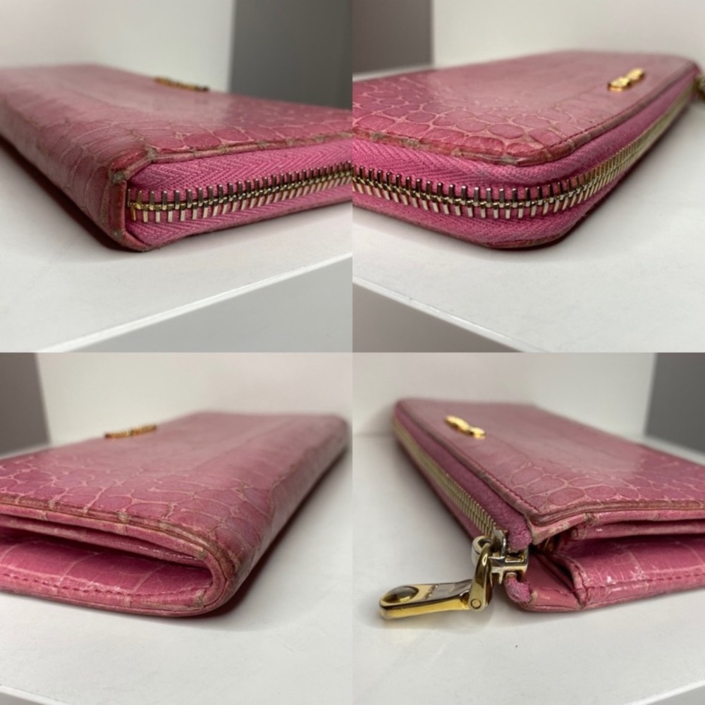 miu miu wallet ❤️ - Picture 2 of 9